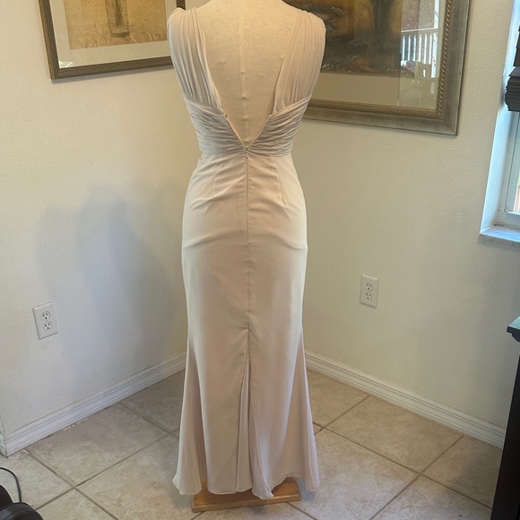 Bill Levkoff Elegant Cream Evening Gown Size 2 - Picture 13 of 14